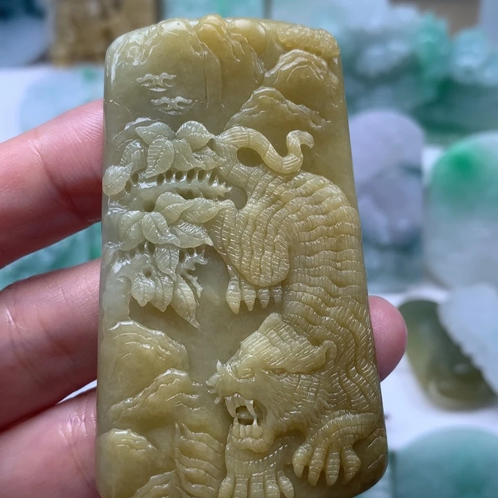 定制翡翠未镶嵌挂件虎牌挂件