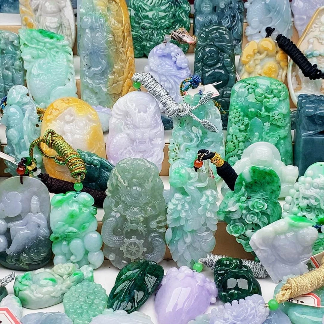 吊坠(不含链)未镶嵌翡翠