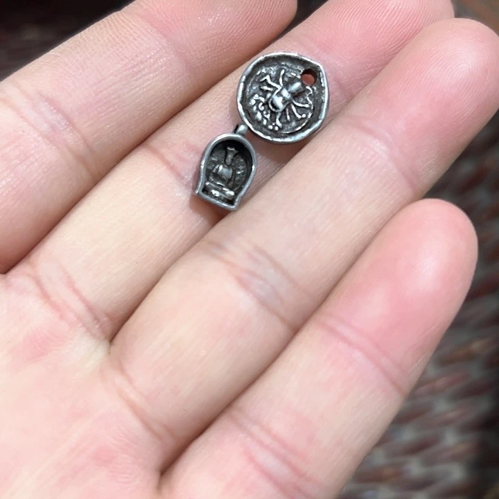 李***'瓷片瓷片瓷片瓷片