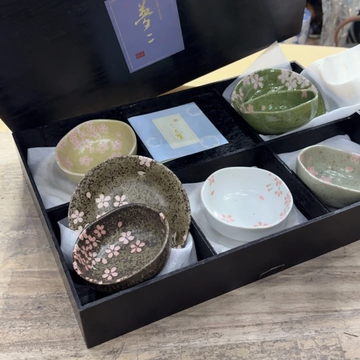 陶瓷古美术置物摆件