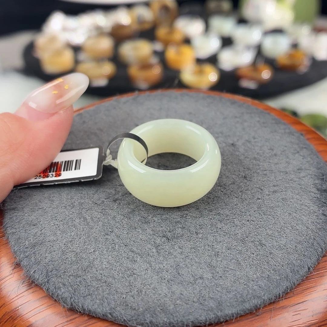 和田玉未镶嵌戒指S75奶白轮胎16.5