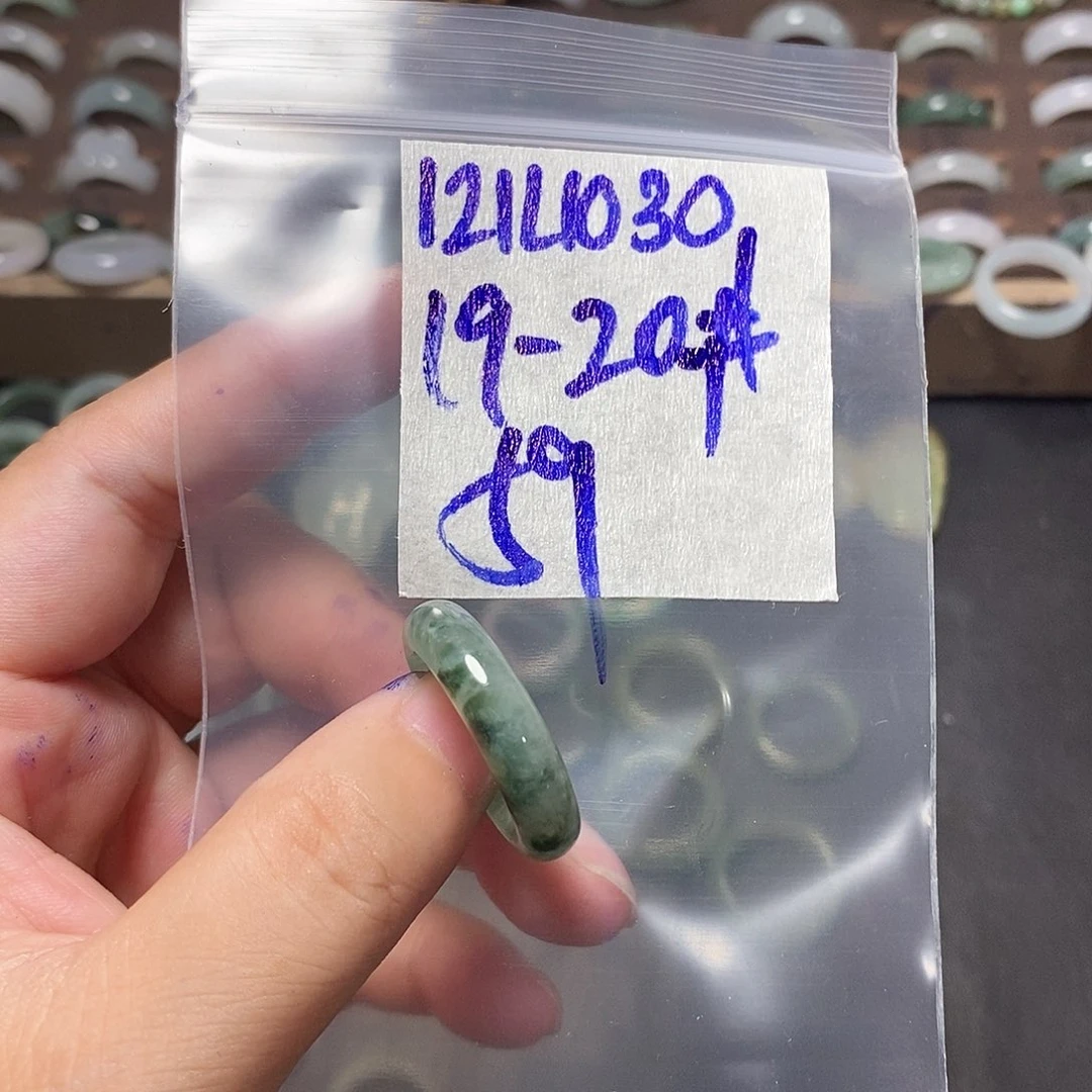 未镶嵌定制翡翠莉*、