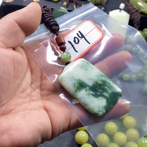 未镶嵌蛇纹石玉手链