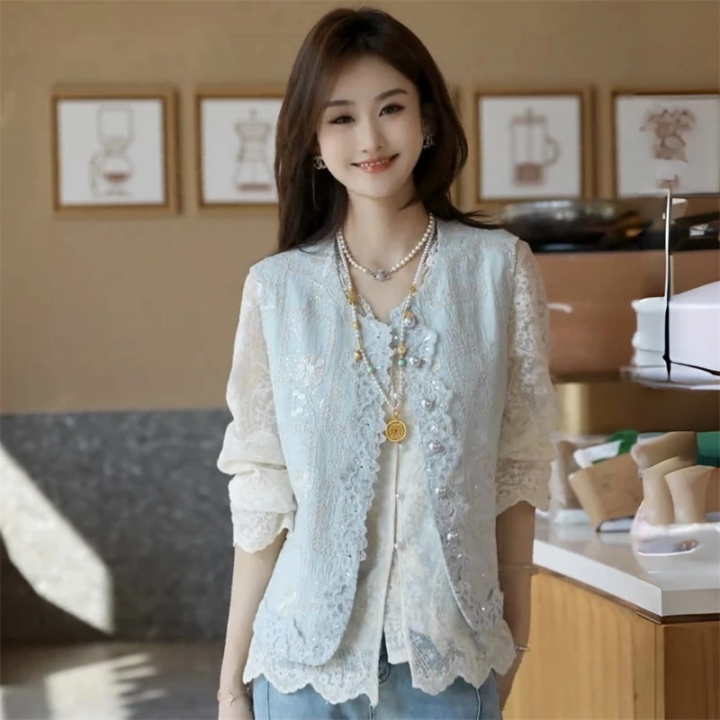 设计感复古提花蕾丝拼接马夹外套2025春季新款开衫坎肩马甲衬衫女