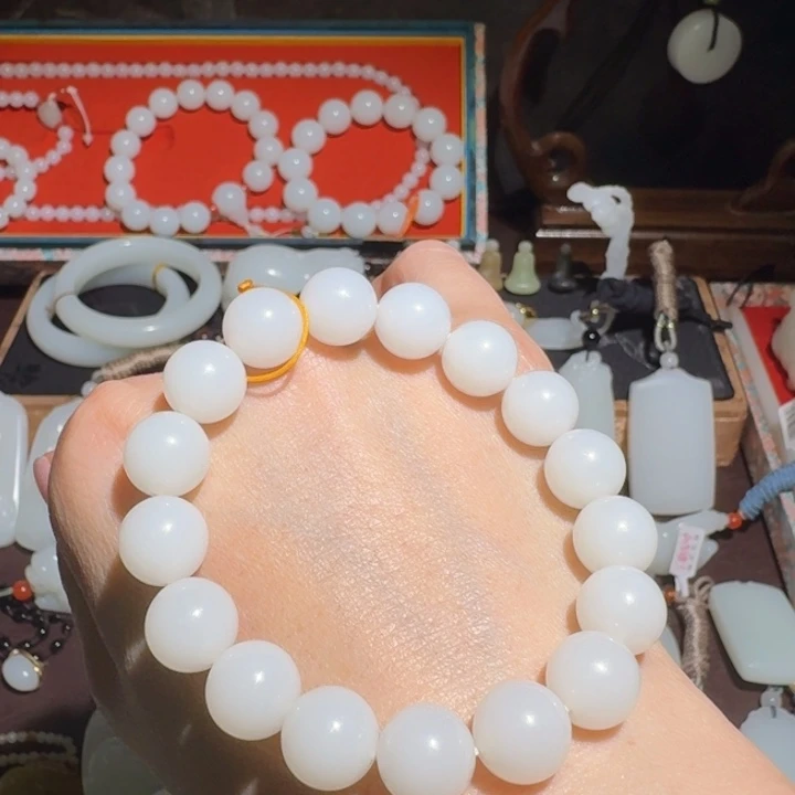 和田玉未镶嵌手链