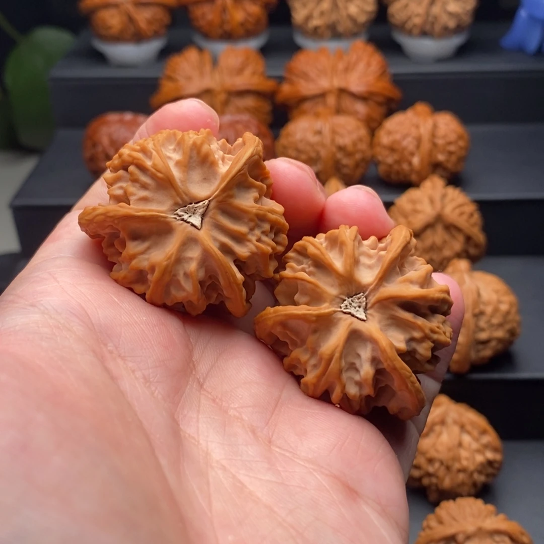 把件文玩核桃风****?盘山三棱