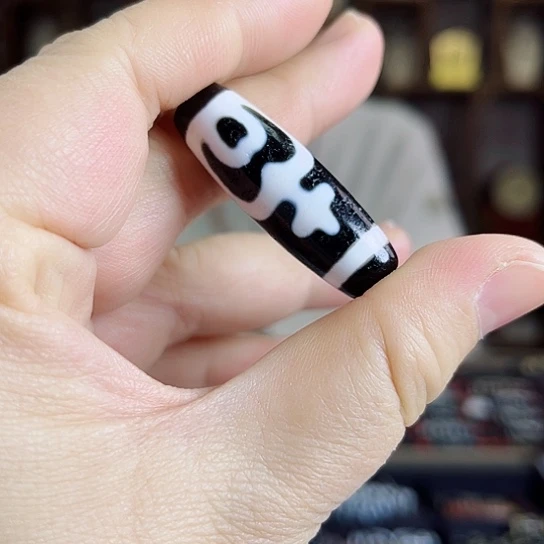 玛瑙/玉髓颈饰合金