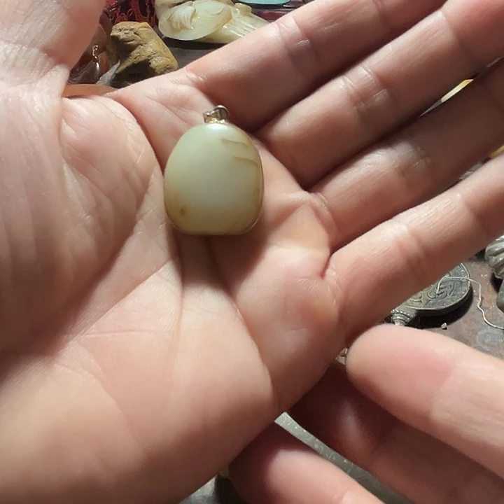 和田玉未镶嵌挂件