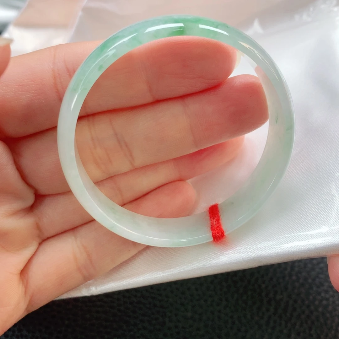 未镶嵌手镯翡翠51公主镯