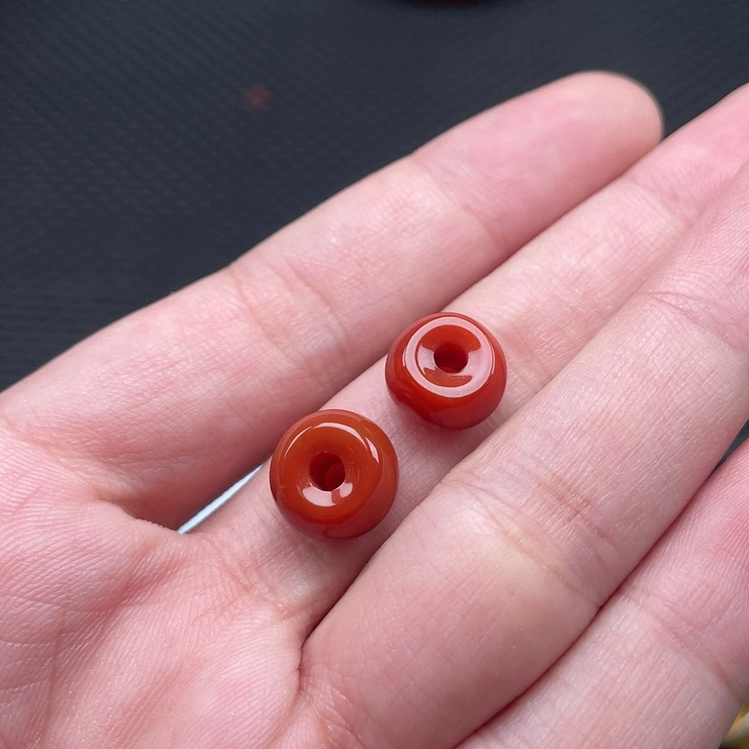 南红玛瑙7*12柿子红甜甜圈一组2颗未镶嵌