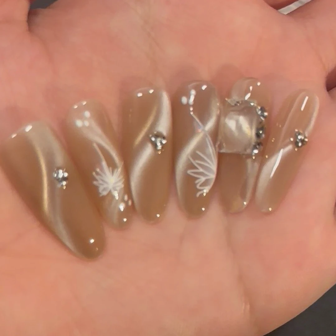 【晨间山茶】12个甲片）纯欲猫眼显白纯手工穿戴美甲