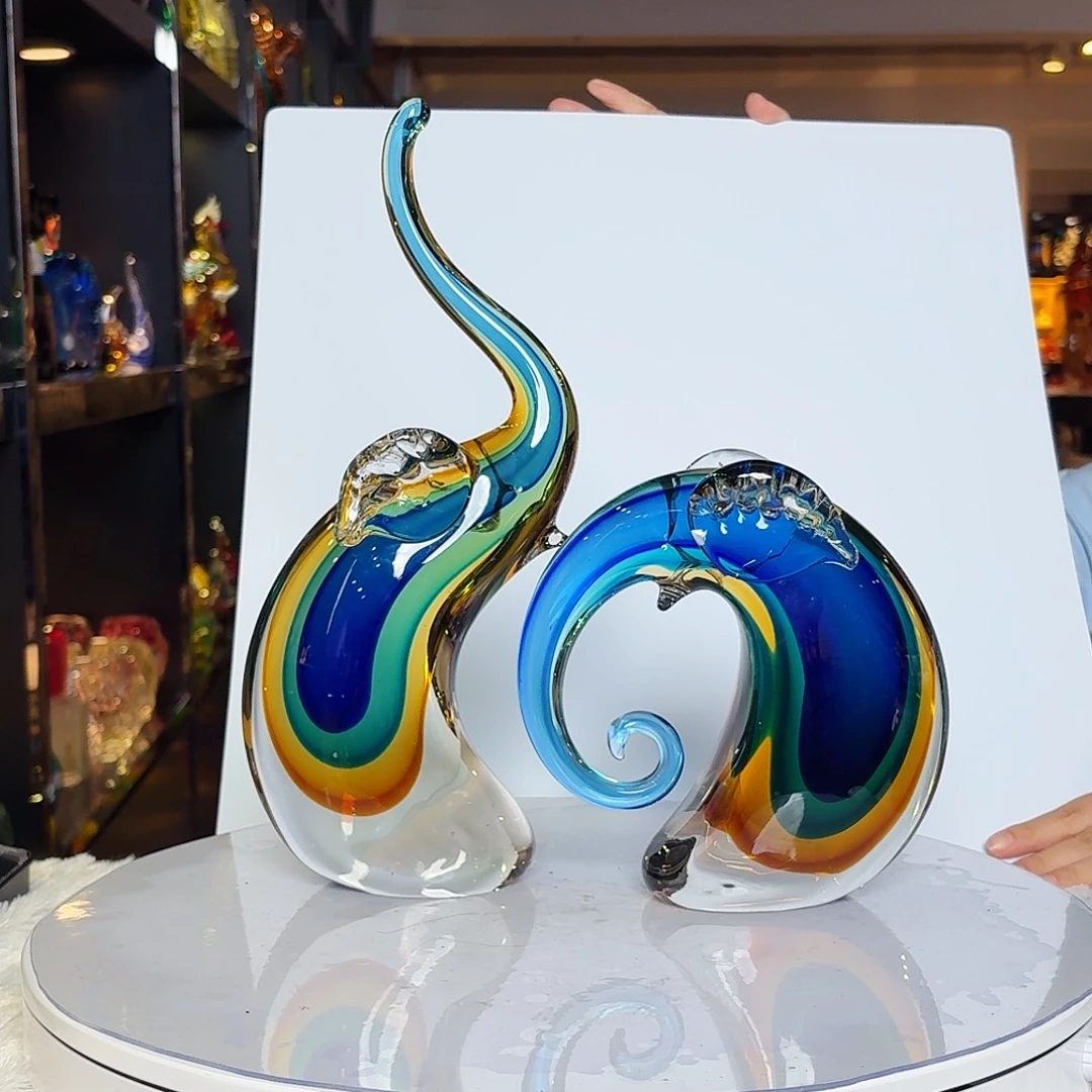 琉璃手工艺品琉璃岛上有个叫小