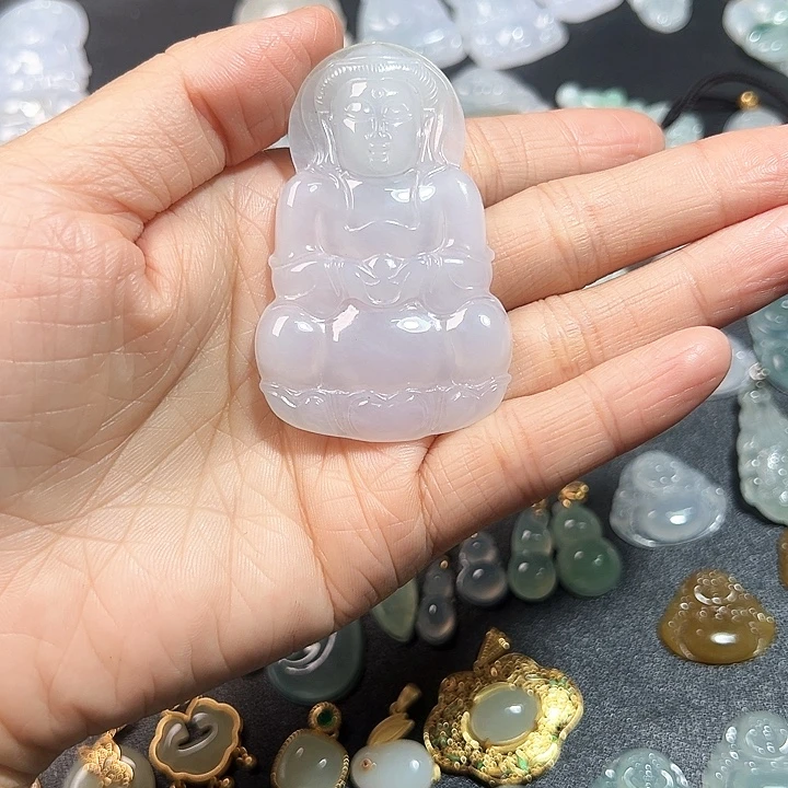 翡翠未镶嵌颈饰观音6cm
