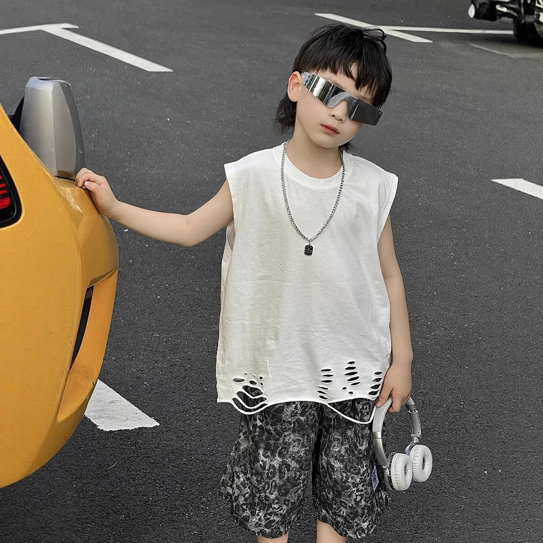 白色背心男童2025夏季新款儿童潮破洞无袖t恤上衣男宝痞帅潮酷纯