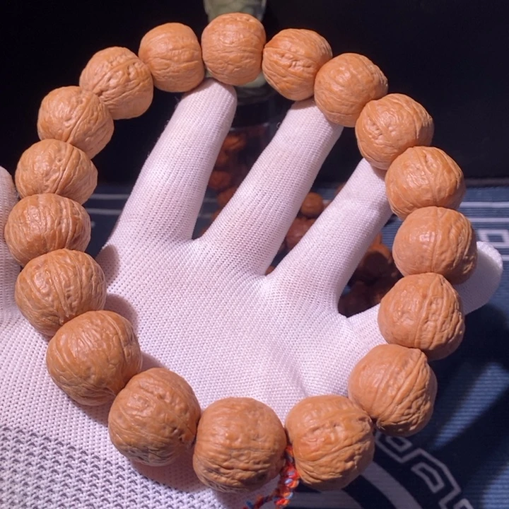 手串文玩核桃……8