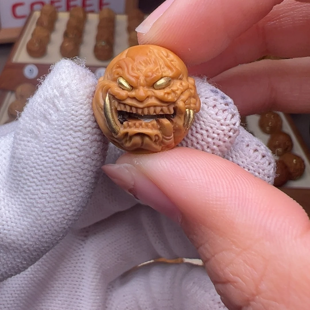 把件猴头核桃镶嵌款獠牙恶僧全品有正常封口线