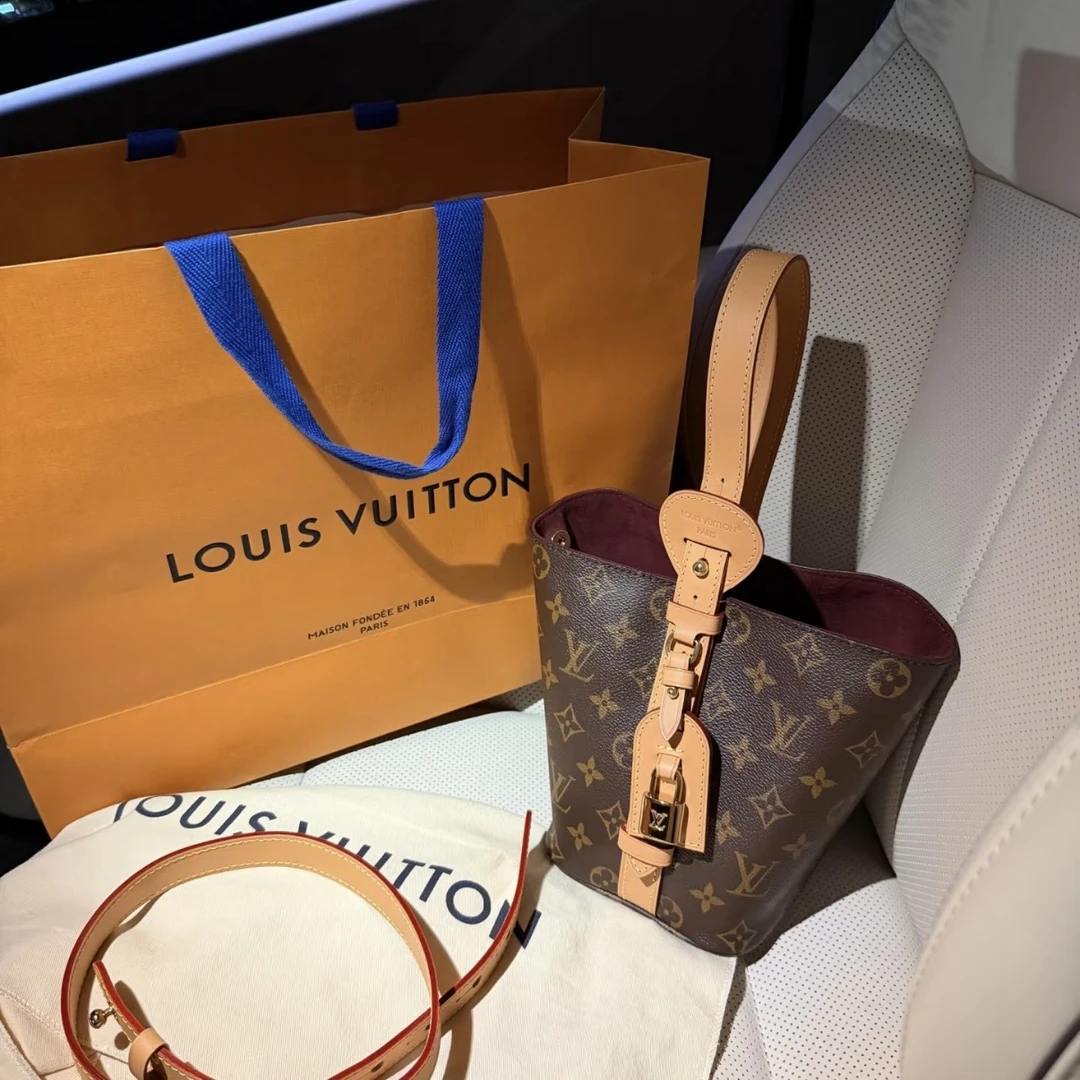 lv allinbb水桶包73087061