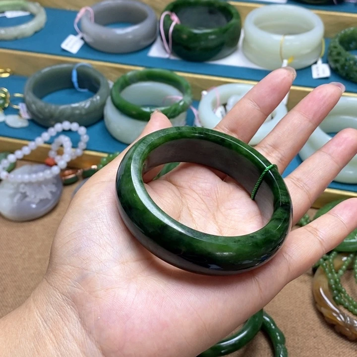 和田玉手镯5758圈口25未镶嵌