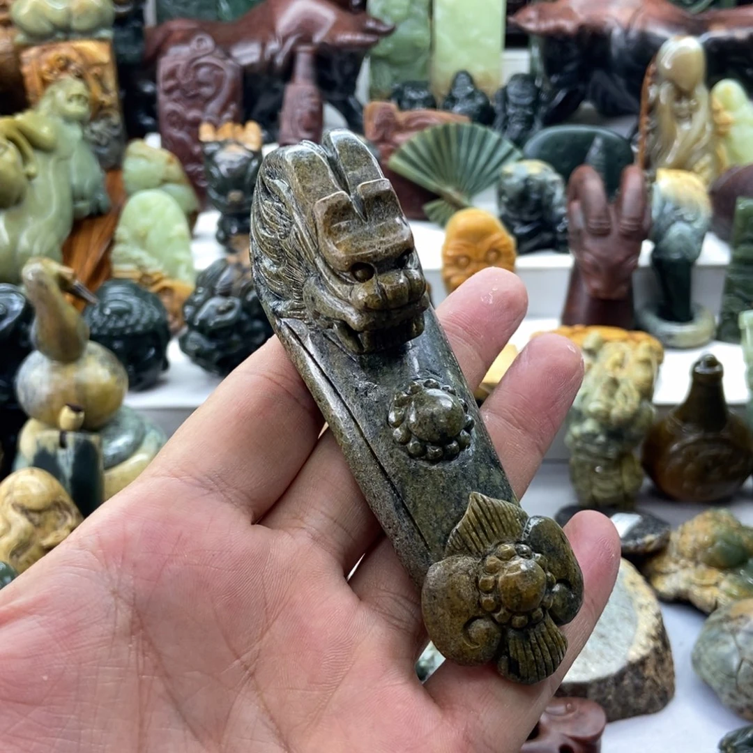 岫岩河磨玉（透闪石质玉）未镶嵌把件