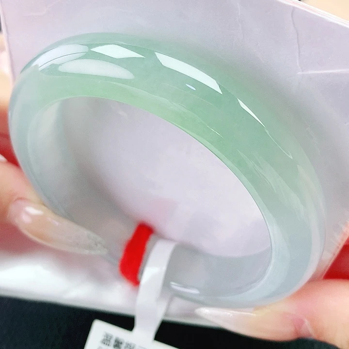 翡翠未镶嵌手镯55圈