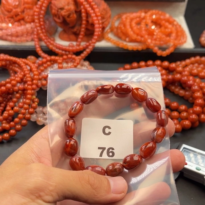 南红玛瑙未镶嵌多样性发货默认微瑕称重9mm