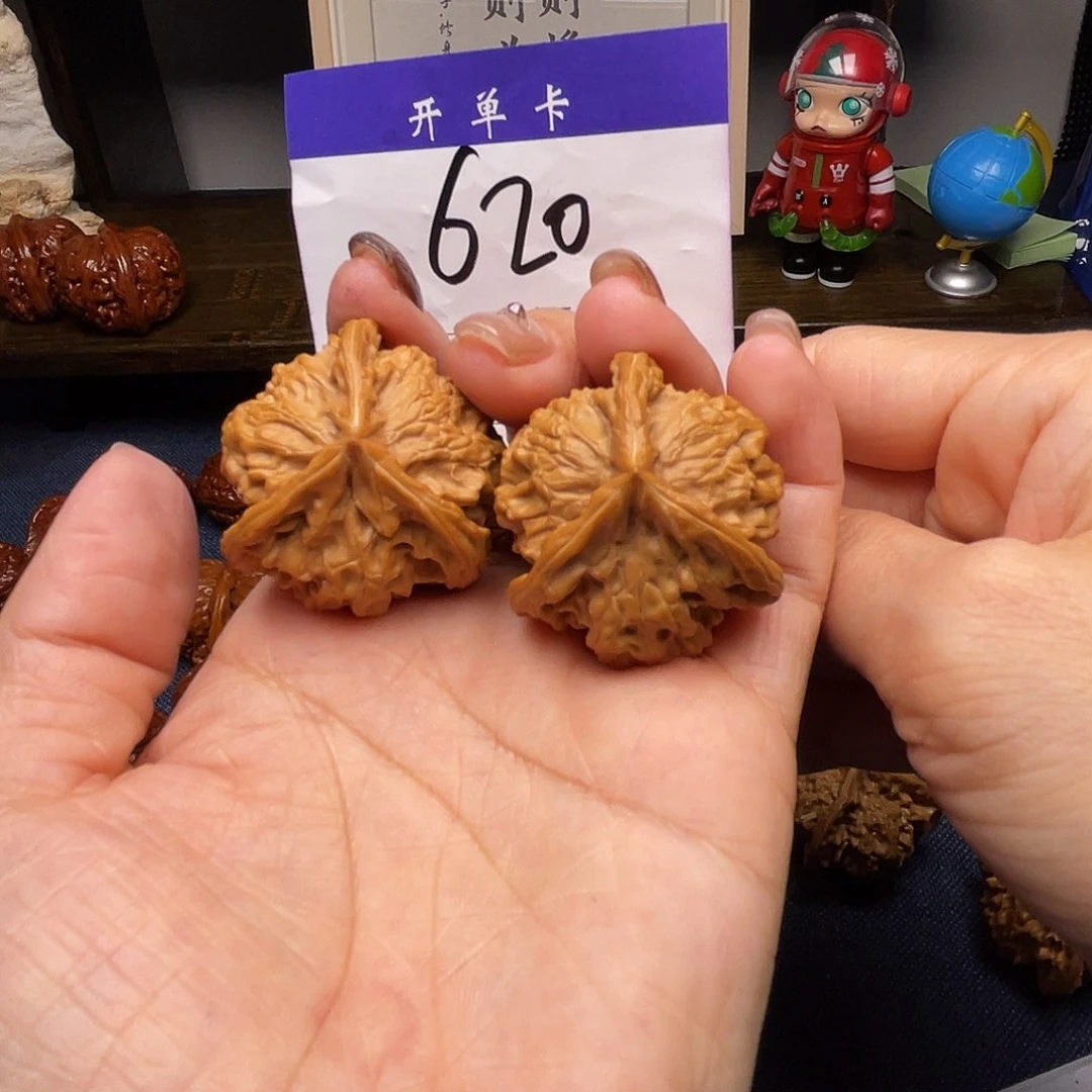 吊坠文玩核桃盘山三棱36