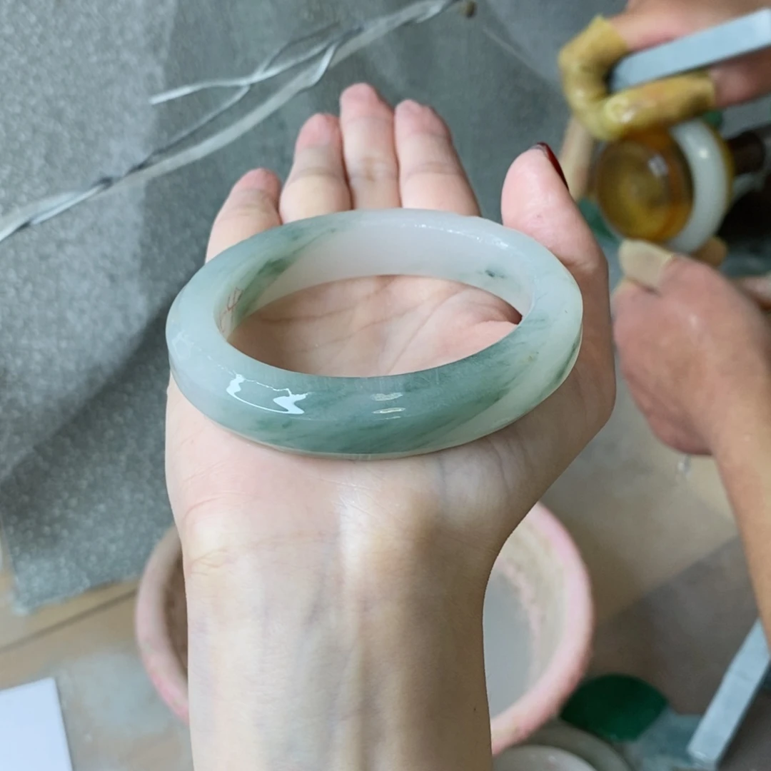 石英质玉手镯未镶嵌浩****萌定制