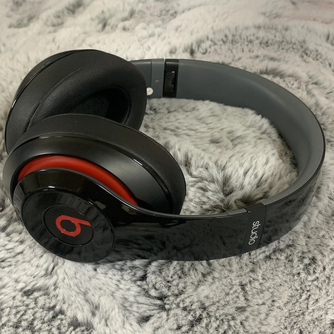 9新 BEATS 录音师studio2代 插线版3.5接口重低音降噪可通话 裸包