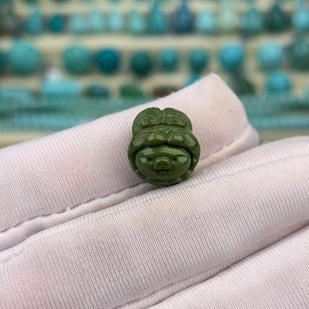 绿松石未镶嵌珠宝奇石