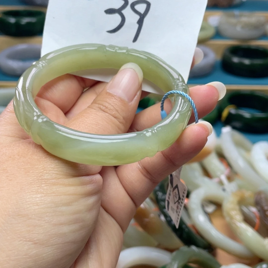 未镶嵌手镯和田玉圈口57