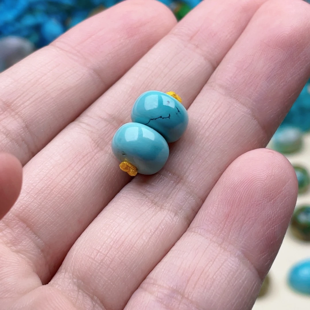 绿松石未镶嵌绿松石10.8x7.3mm