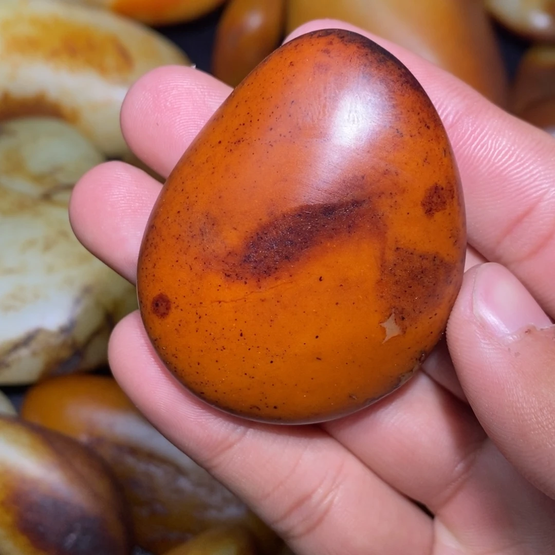 和田玉未镶嵌珠宝奇石