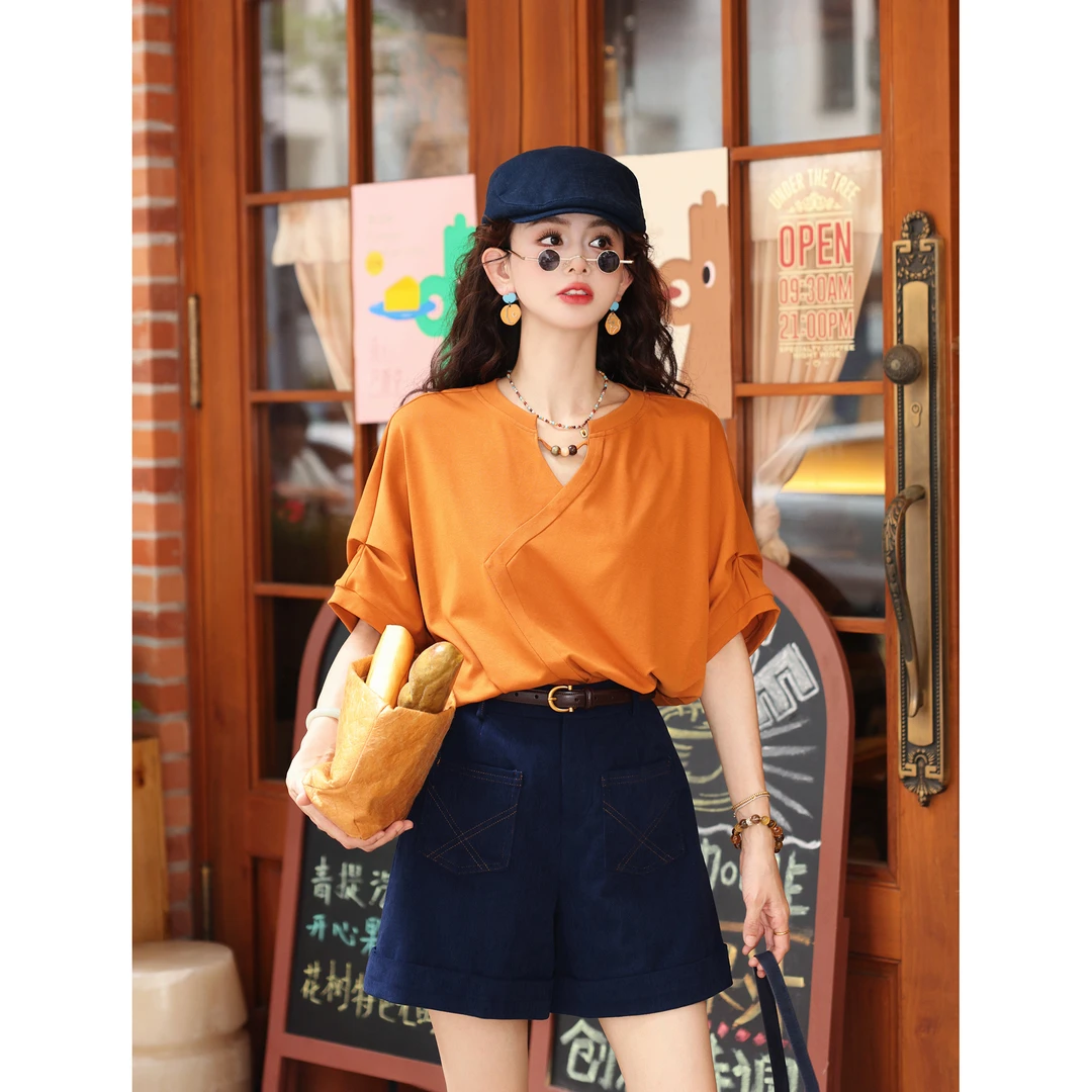 陈大器【落日剪影】橘色短袖t恤女2025夏季休闲v领上衣JP1666409