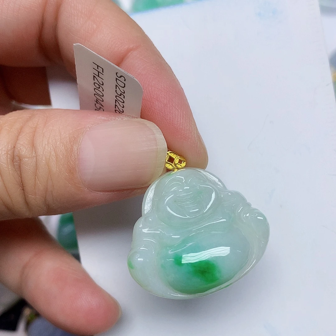 翡翠18K金镶嵌颈饰3467799