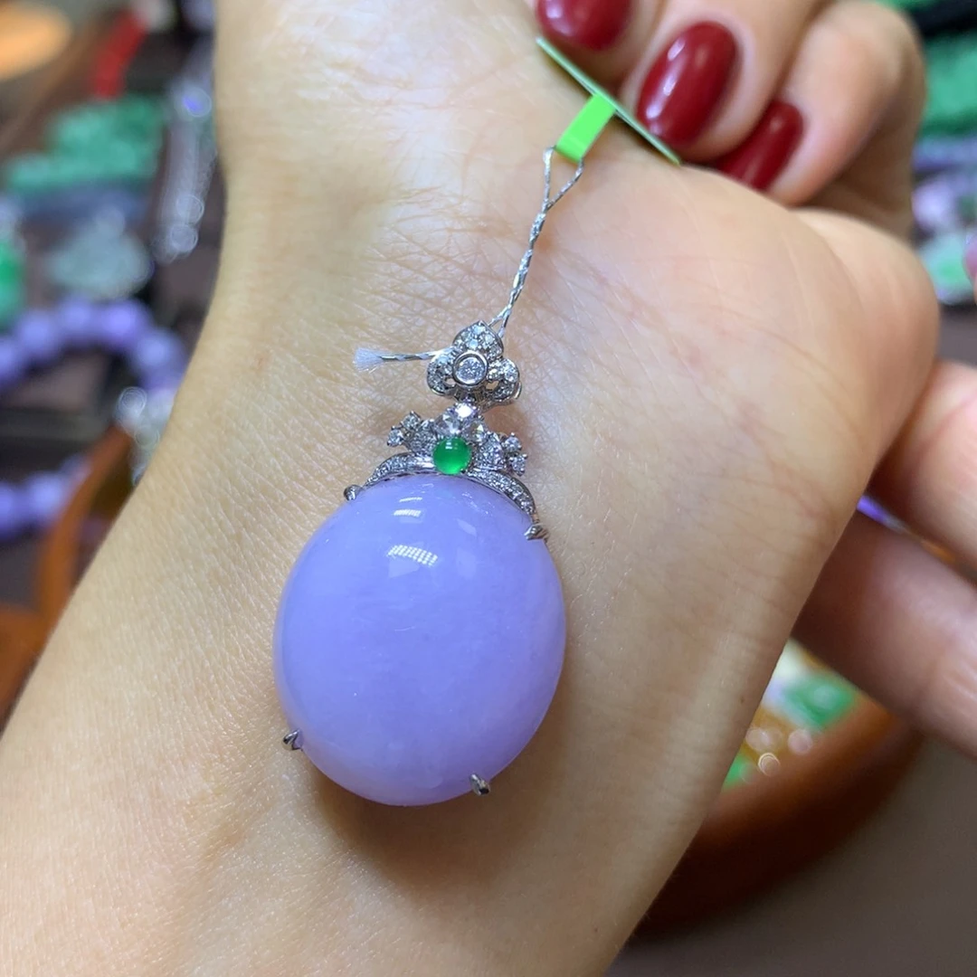 【闪购商品】翡翠颈饰18K金镶嵌翡翠