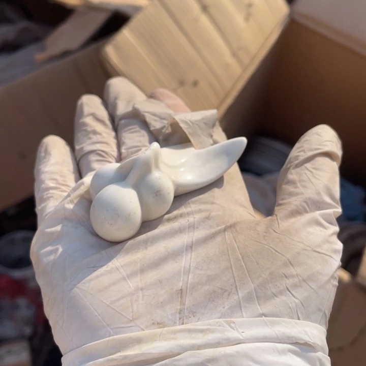 其他盘子碗砂锅都有10个