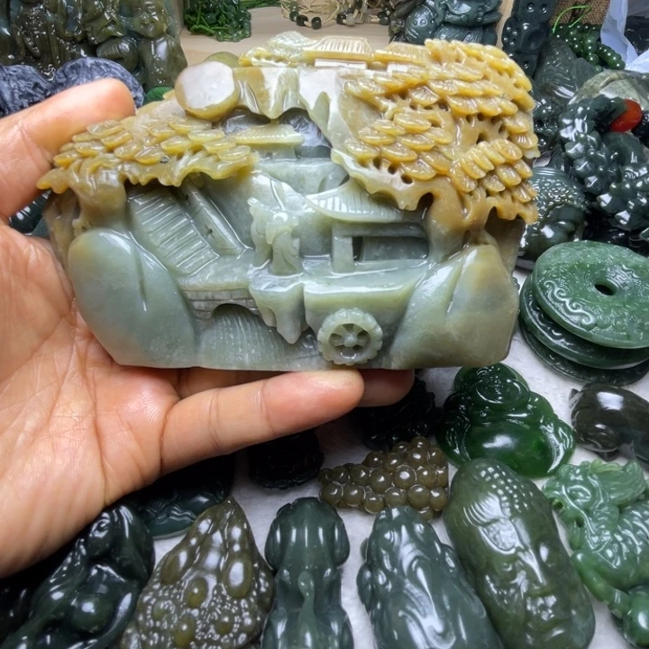 和田玉未镶嵌颈饰