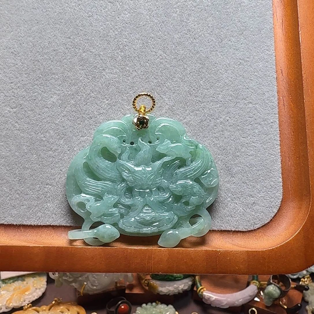 吊坠(赠链)未镶嵌翡翠