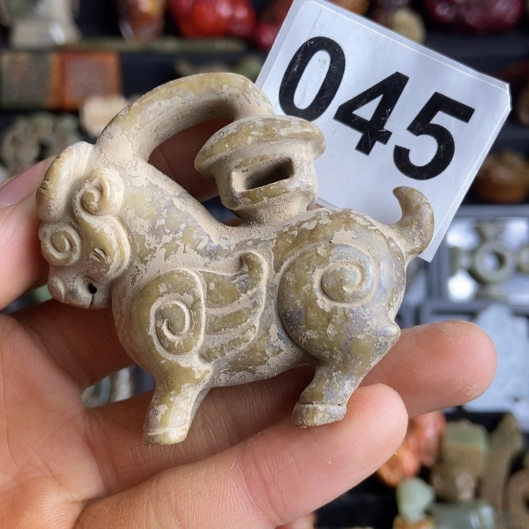 和田玉饰品未镶嵌