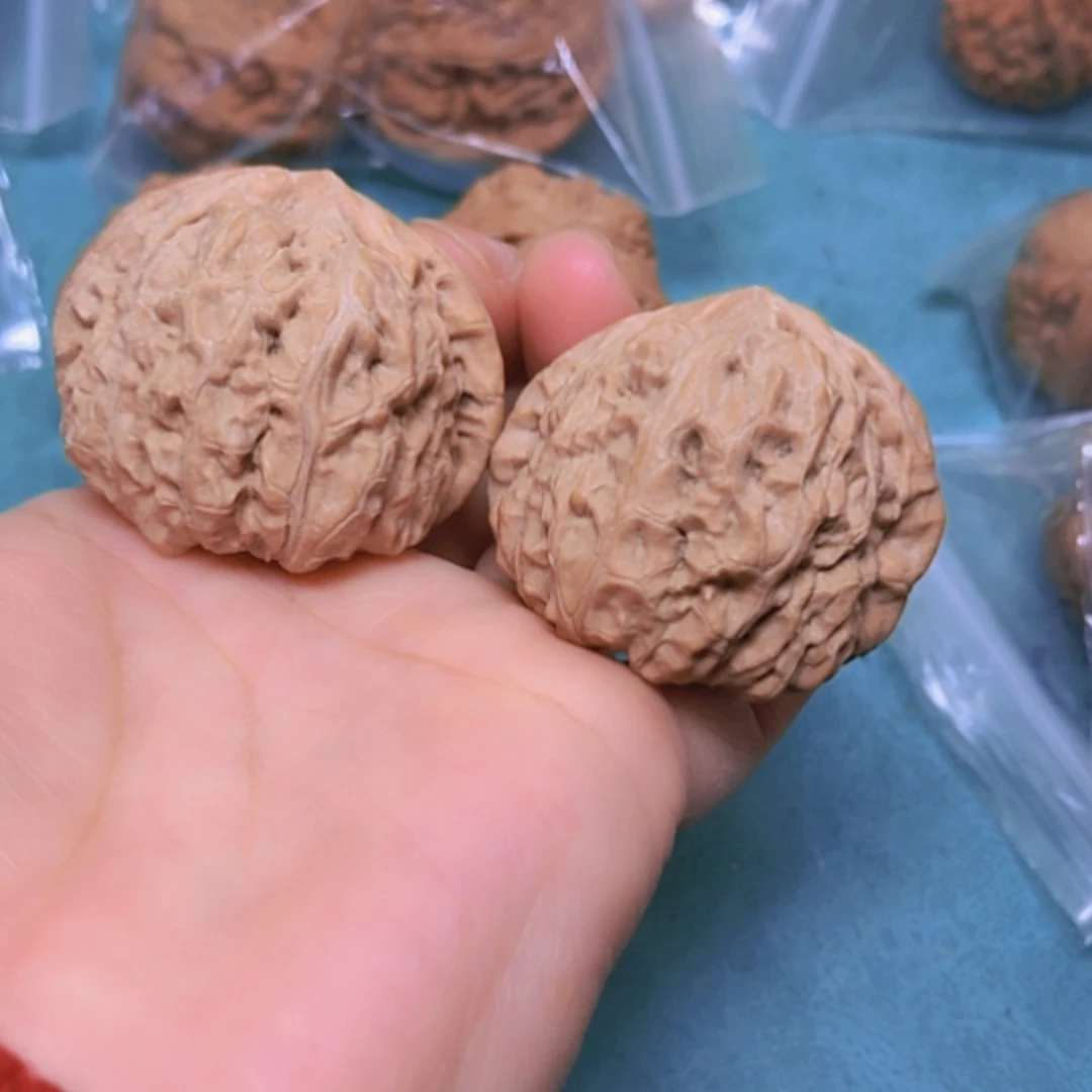 【闪购商品】摆件核桃43南瓜墩练手对