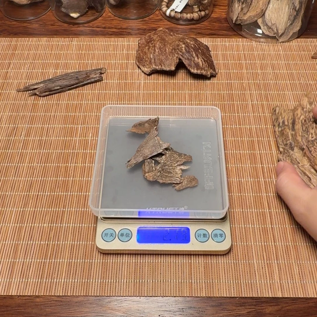 沉香香港壳子料子