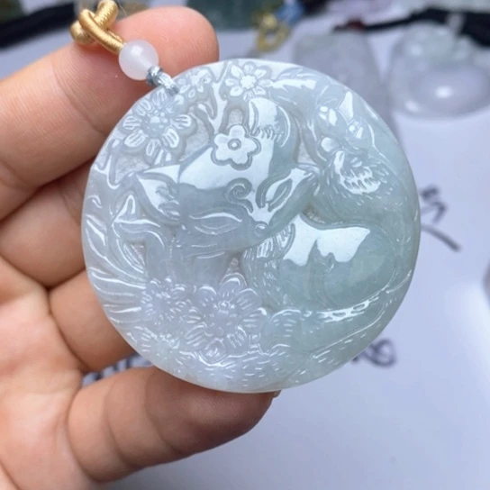 翡翠未镶嵌颈饰翡翠