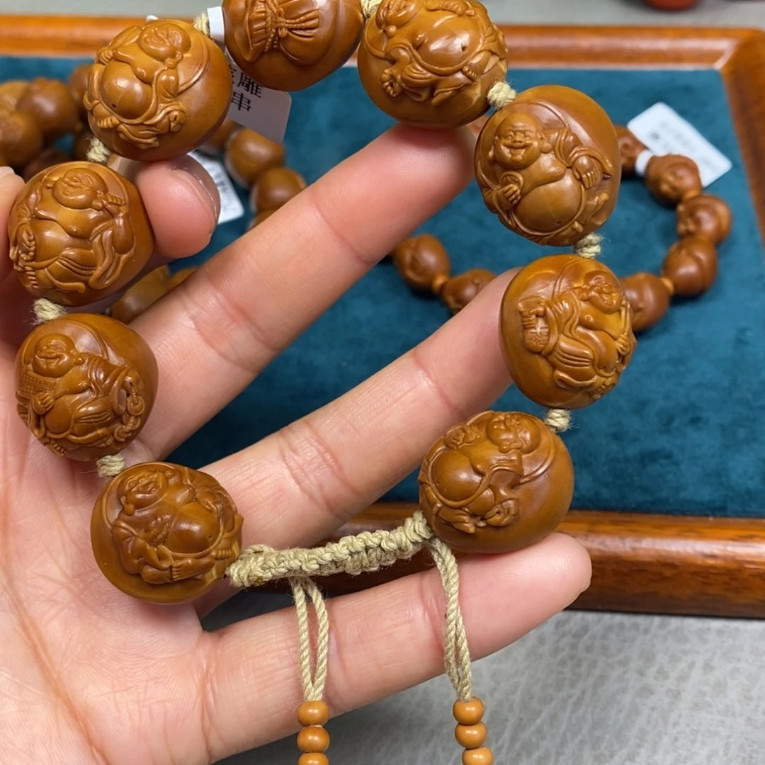 橄榄核吊坠浮雕弥勒