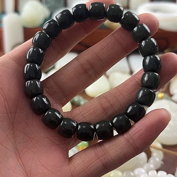 和田玉（青玉）未镶嵌手链