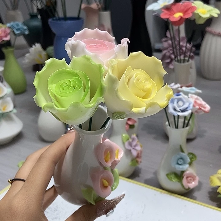 陶瓷纯手工捏花设计