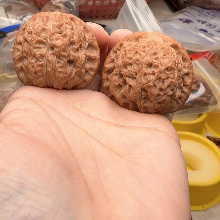 文玩核桃吊坠?****?血麒麟38z