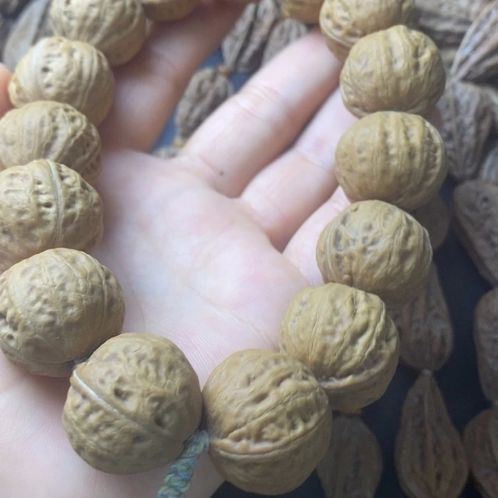 文玩核桃把件文玩异形秋子手持