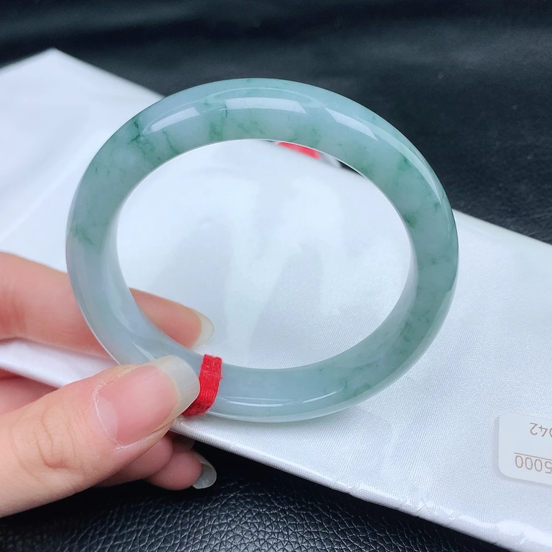 未镶嵌手镯翡翠天然翡翠手镯