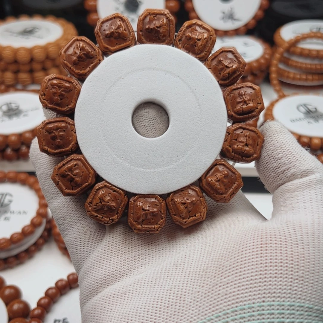 吊坠桃核桃核手串