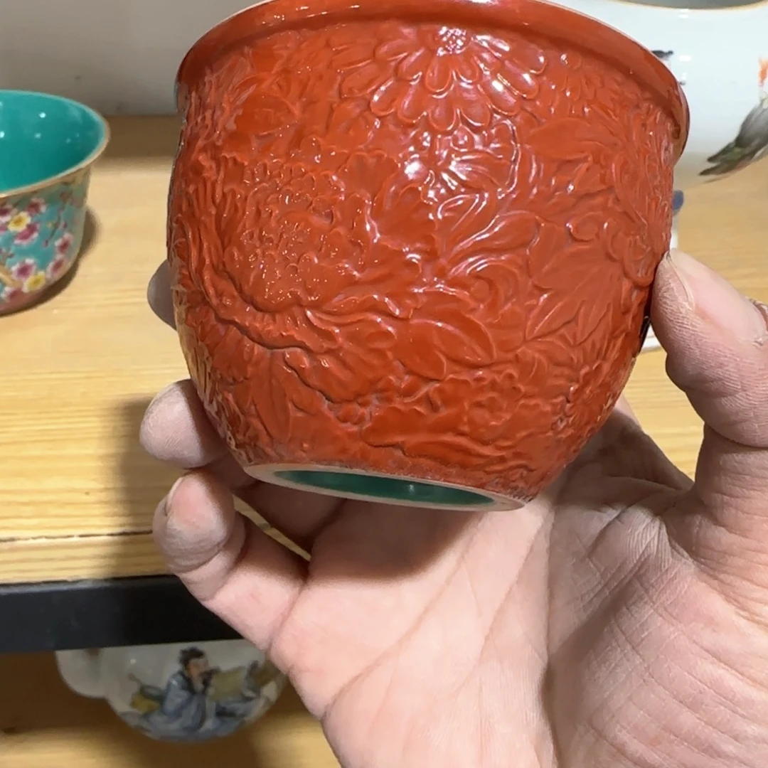 瓷片瓷器上还有两条长线上